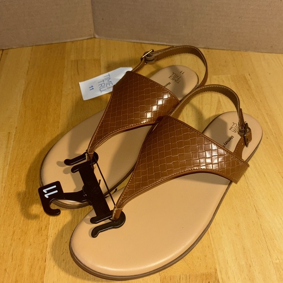 Time and Tru | Women's Hooded Flat Thong Memory Foam Sandals | Size: 11 - Picture 8 of 9